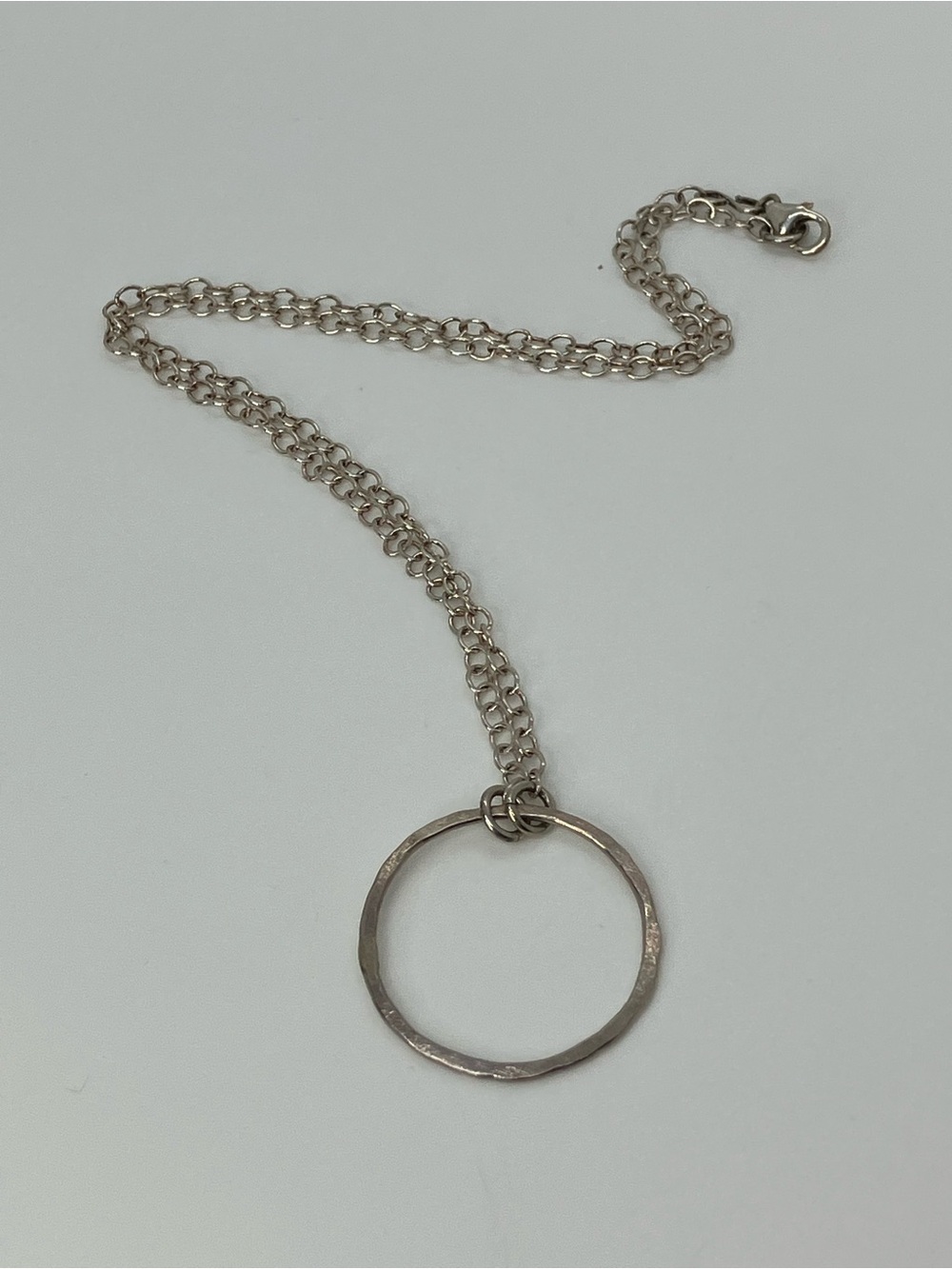 Vtg 925 Sterling Silver Hammered Infinity Circle Belcher Necklace